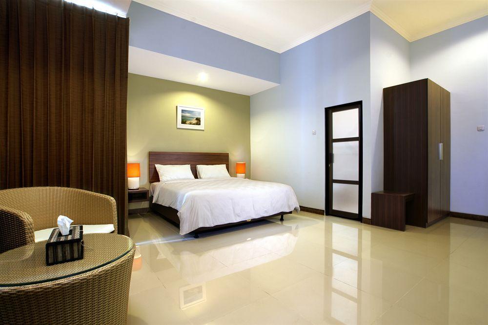 Studio One Thamrin Hotel Jakarta Exterior foto