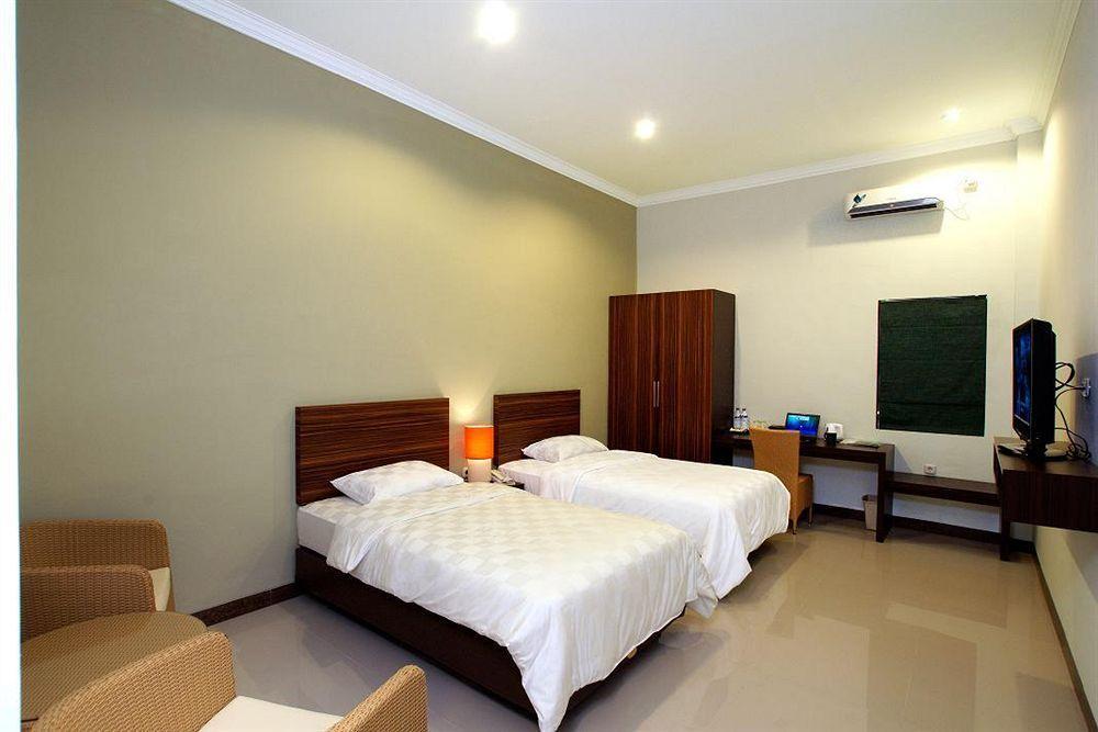 Studio One Thamrin Hotel Jakarta Exterior foto